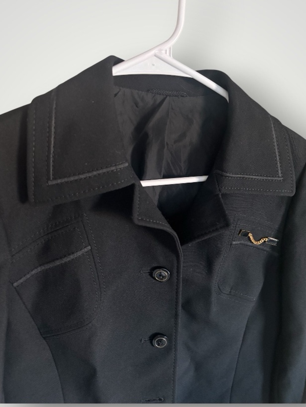 Vintage 50s 60s Hucke Blazer pure wool black blazer with gold accent - Picture 3 of 6